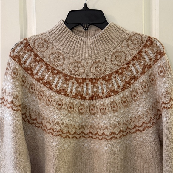 cupcakes & cashmere Beige and Brown Patterned Turtleneck Sweater - Picture 1 of 4